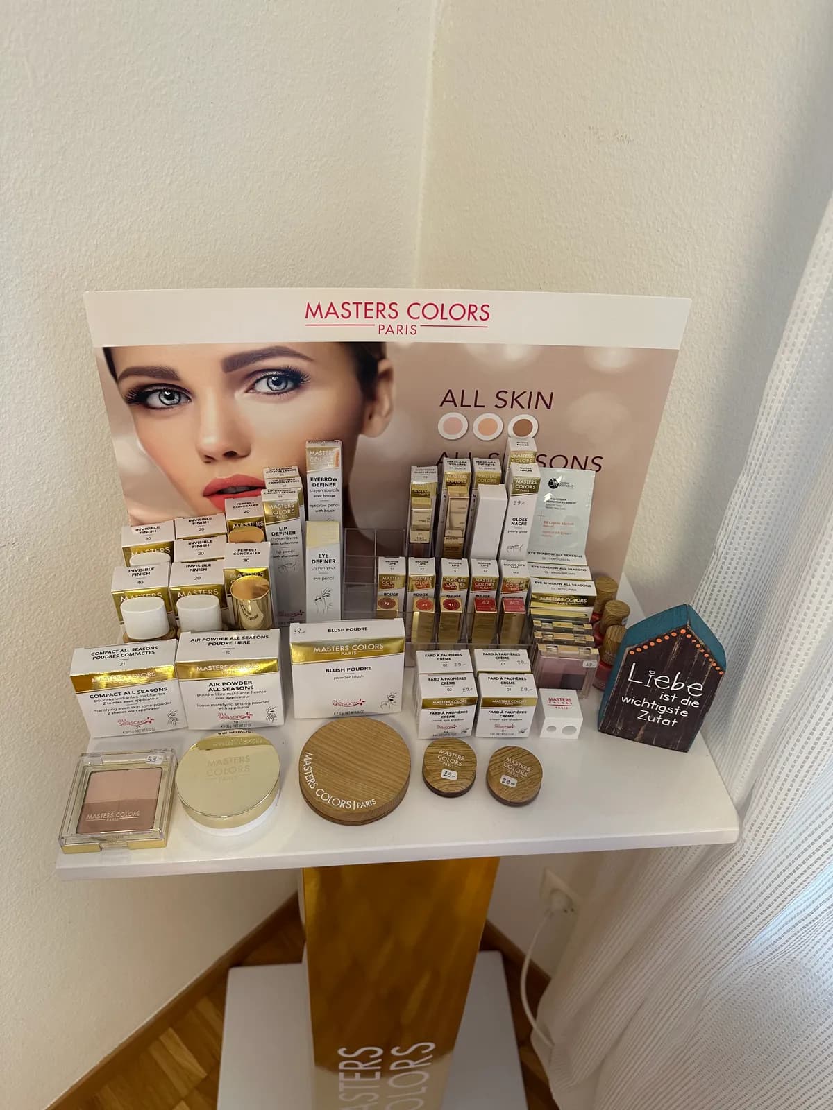 Make-up range by Masters Colors Paris